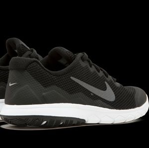 Nike Women's Flex Experience RN 4 Running Shoe